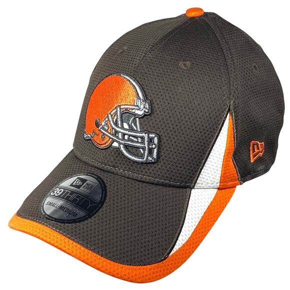 Cleveland Browns NFL New Era 39Thirty Fitted Hat Cap Unisex S/M NWT Helmet Logo - Picture 1 of 10
